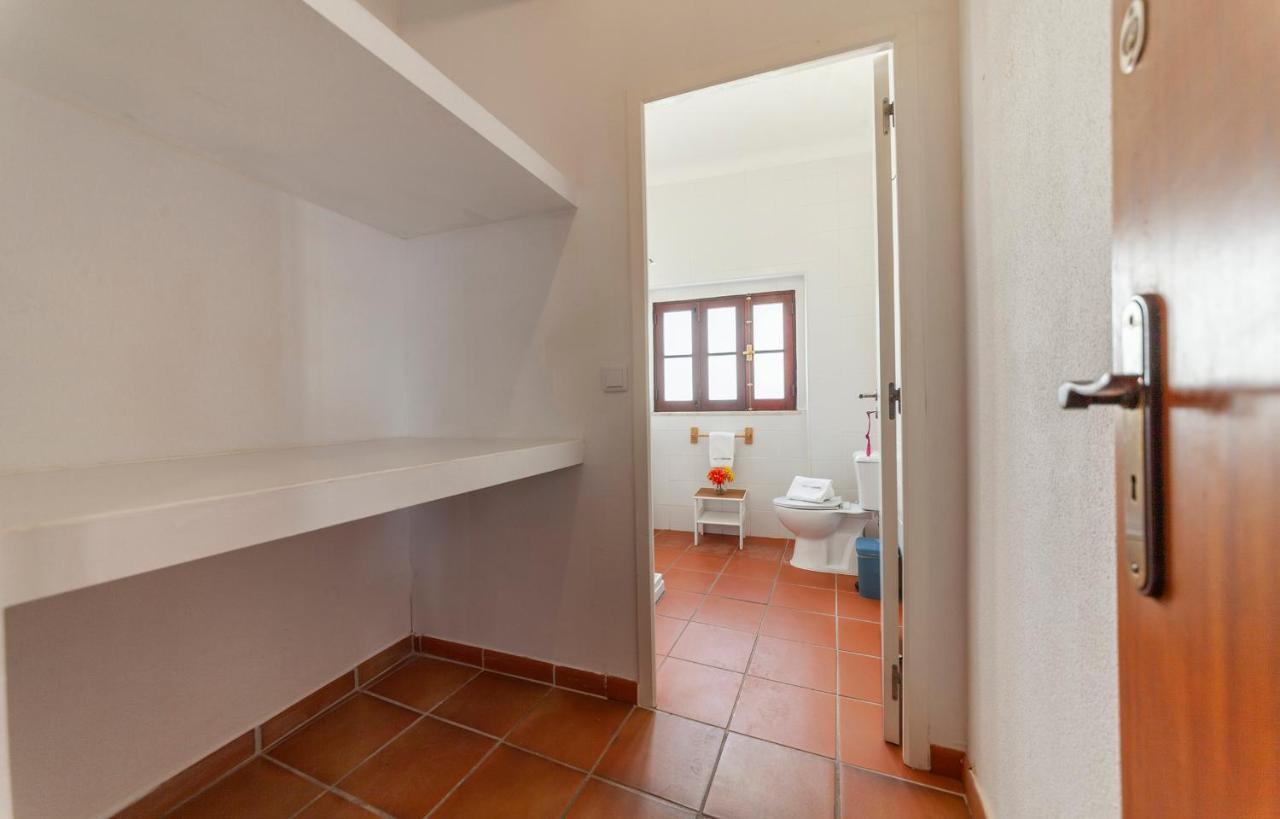 J - Casa Do Farol Guesthouse ラゴス エクステリア 写真